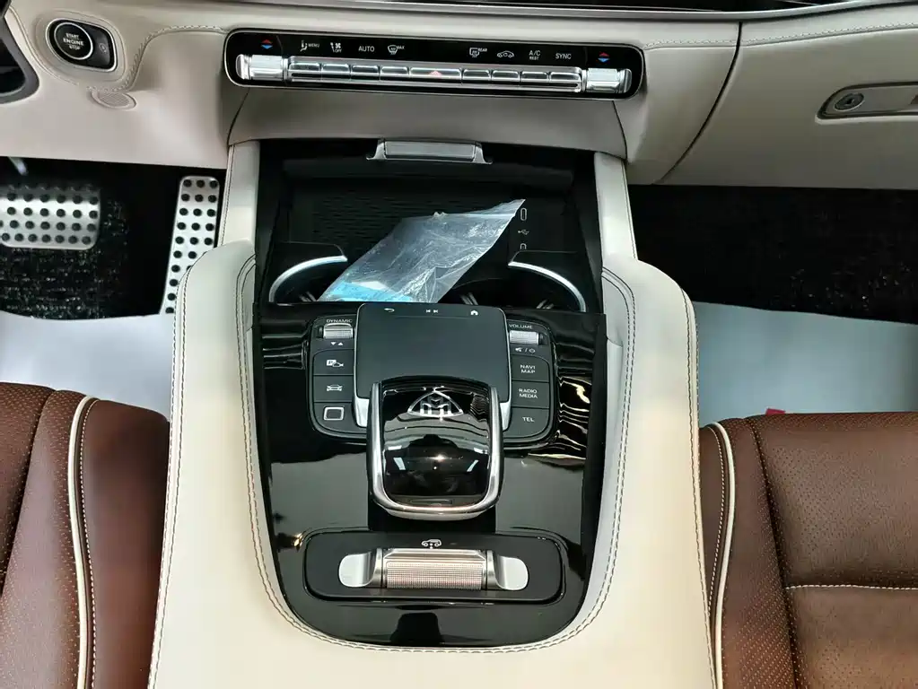 Mercedes-Benz GLS — фото 17