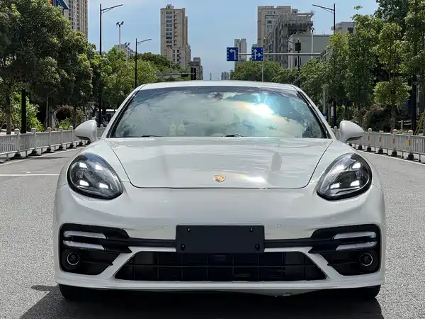 Porsche Panamera 2012
