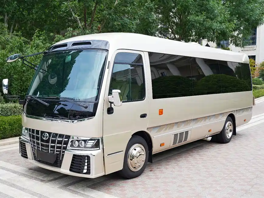 Toyota Coaster 2020 — фото 1