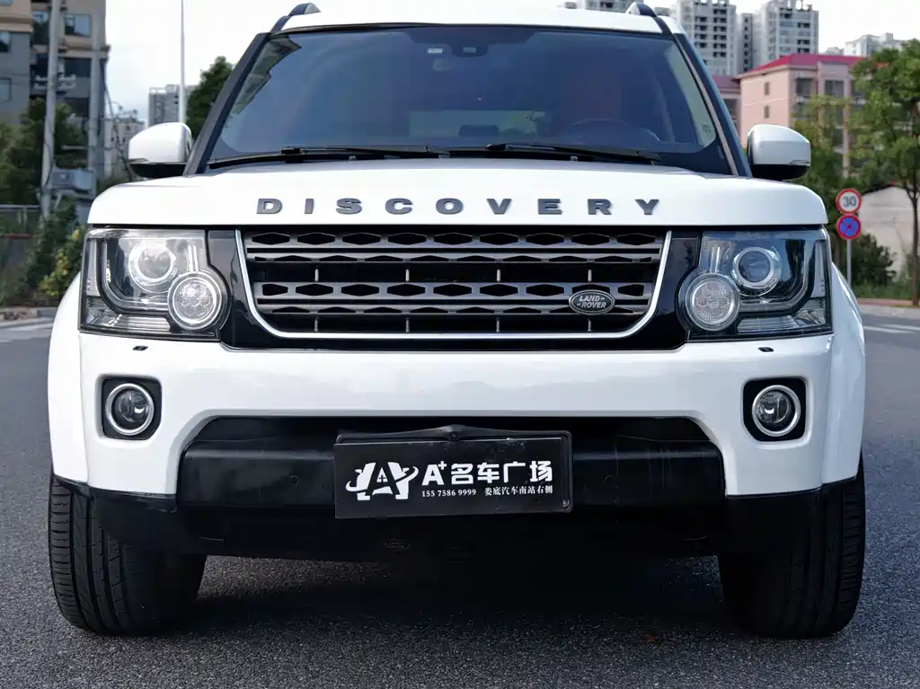 Land Rover Discovery 2016 — фото 1