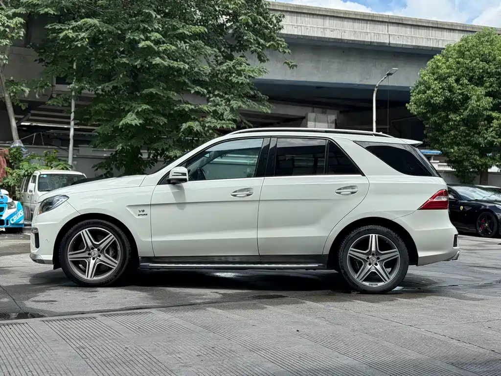 Mercedes-Benz M-Class AMG 2015 — фото 3
