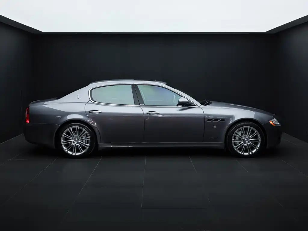 Maserati Quattroporte 2010 — фото 3