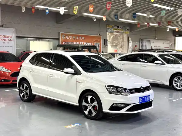 Volkswagen Polo 2016