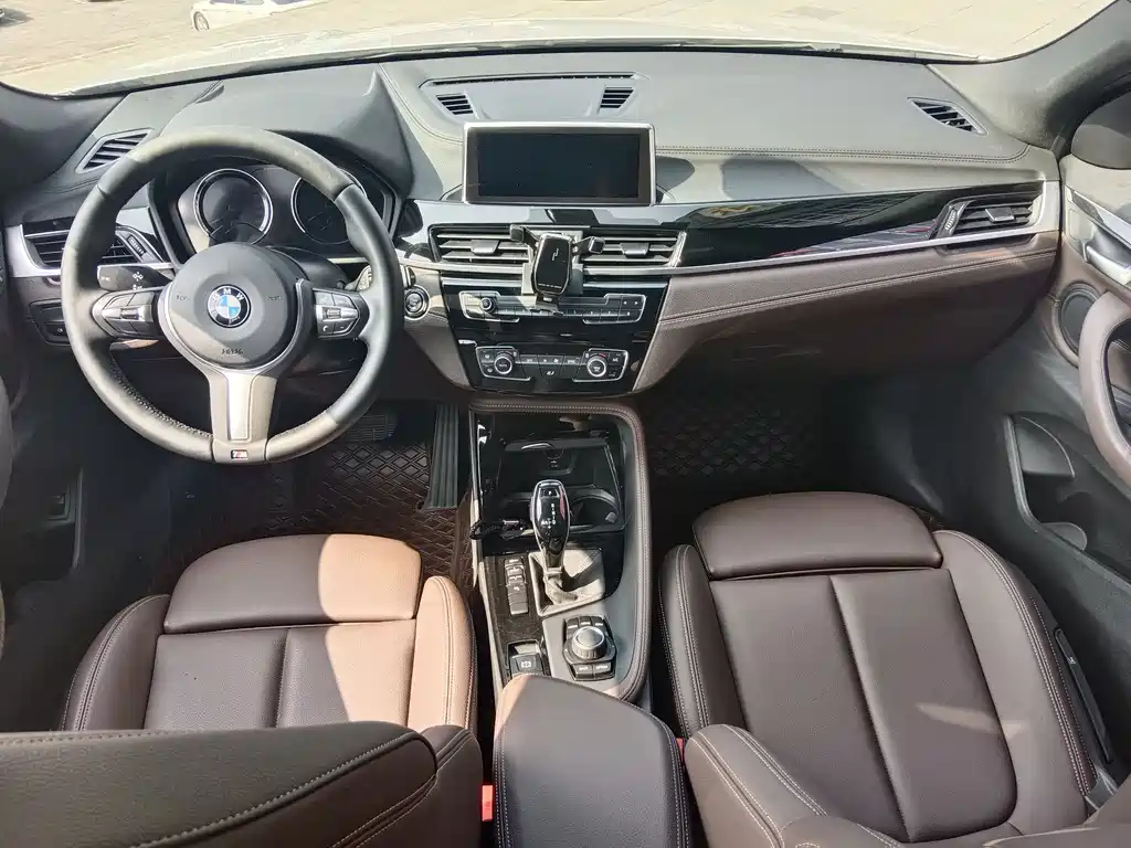 BMW X2 2020 — фото 11