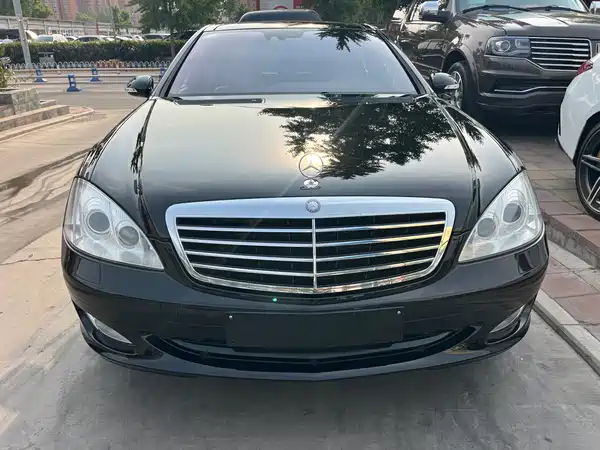 Mercedes-Benz S-Class 2004