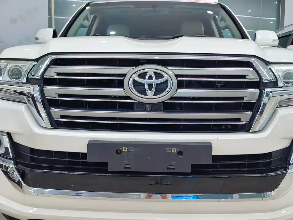 Toyota Land Cruiser 2019 — фото 4
