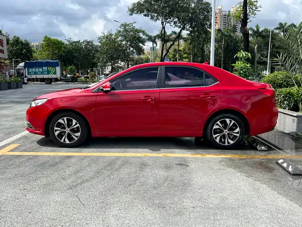 Roewe 360 2017