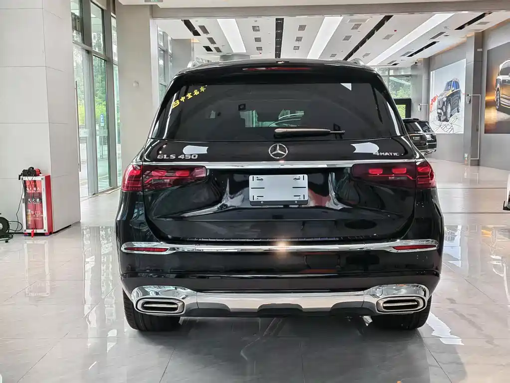 Mercedes-Benz GLS — фото 6