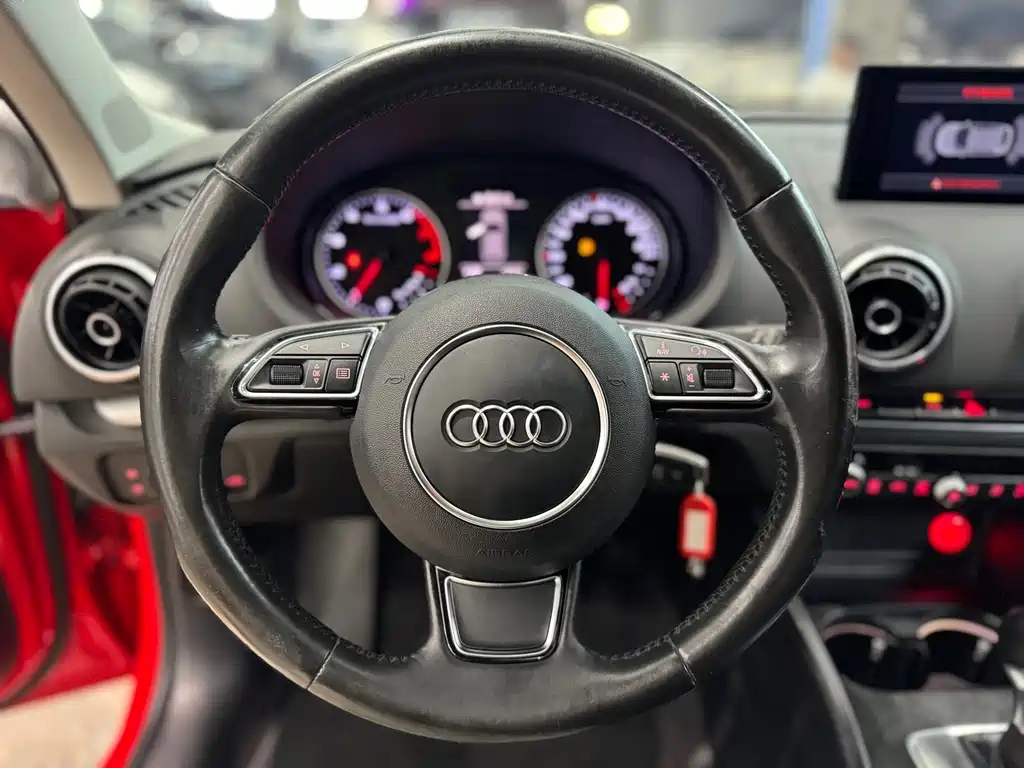 Audi A3 2016 — фото 19