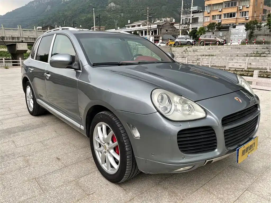 Porsche Cayenne 2006 — фото 1