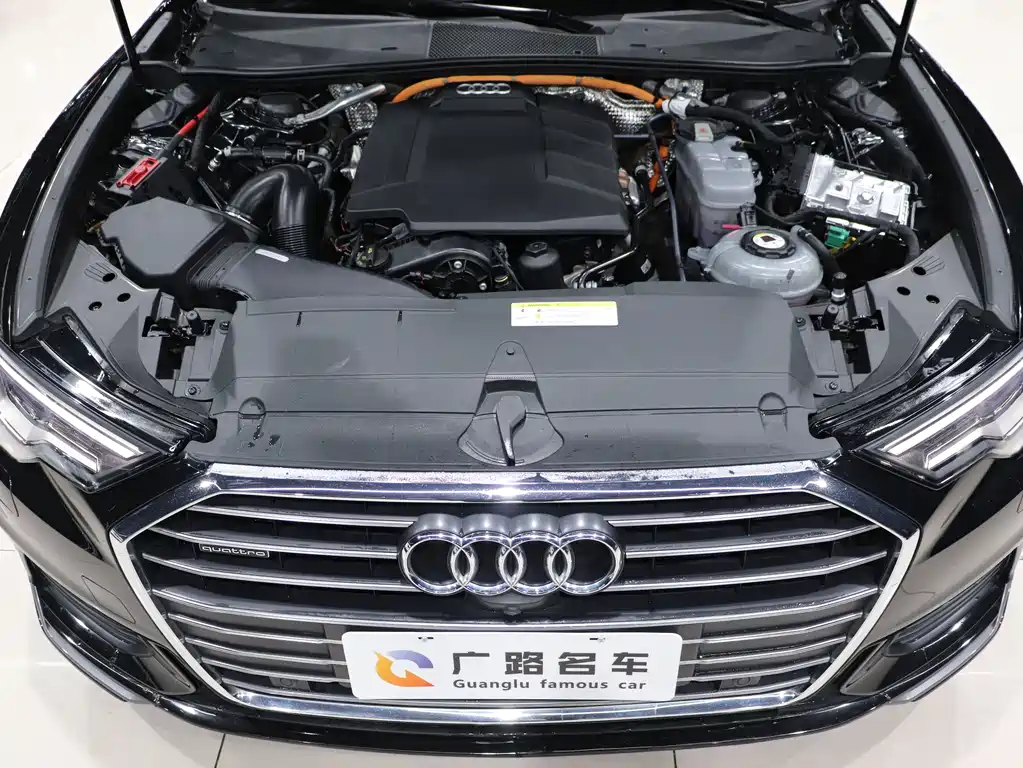 Audi A6L New Energy 2021 — фото 10