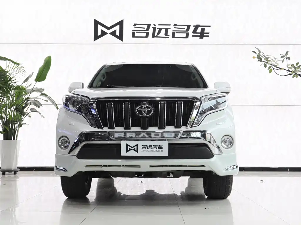 Toyota Prado 2013 — фото 2