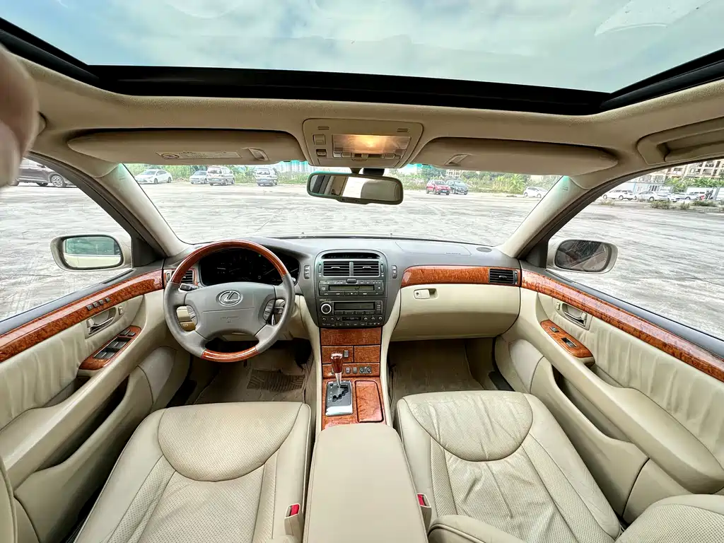 Lexus LS 2006