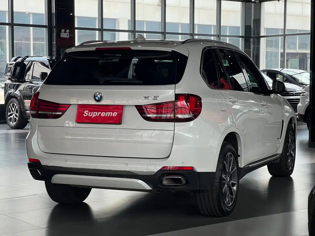 BMW X5 2018 — фото 10