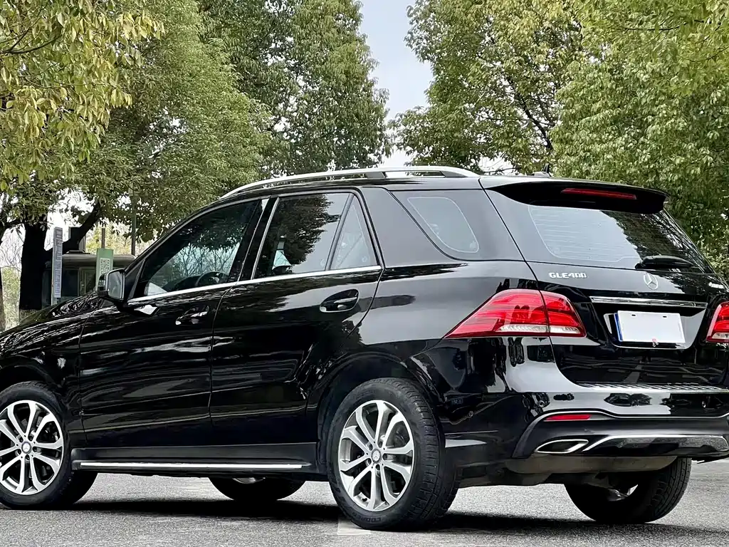 Mercedes-Benz GLE 2017 — фото 3