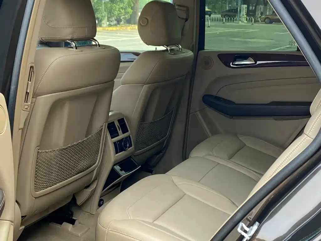 Mercedes-Benz M-Class 2013 — фото 13