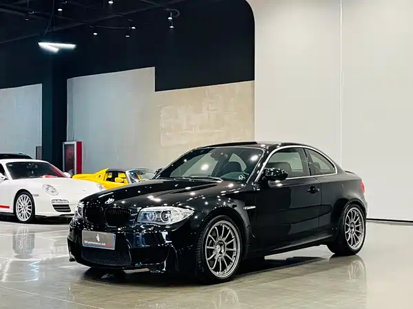 BMW 1 Series M 2011