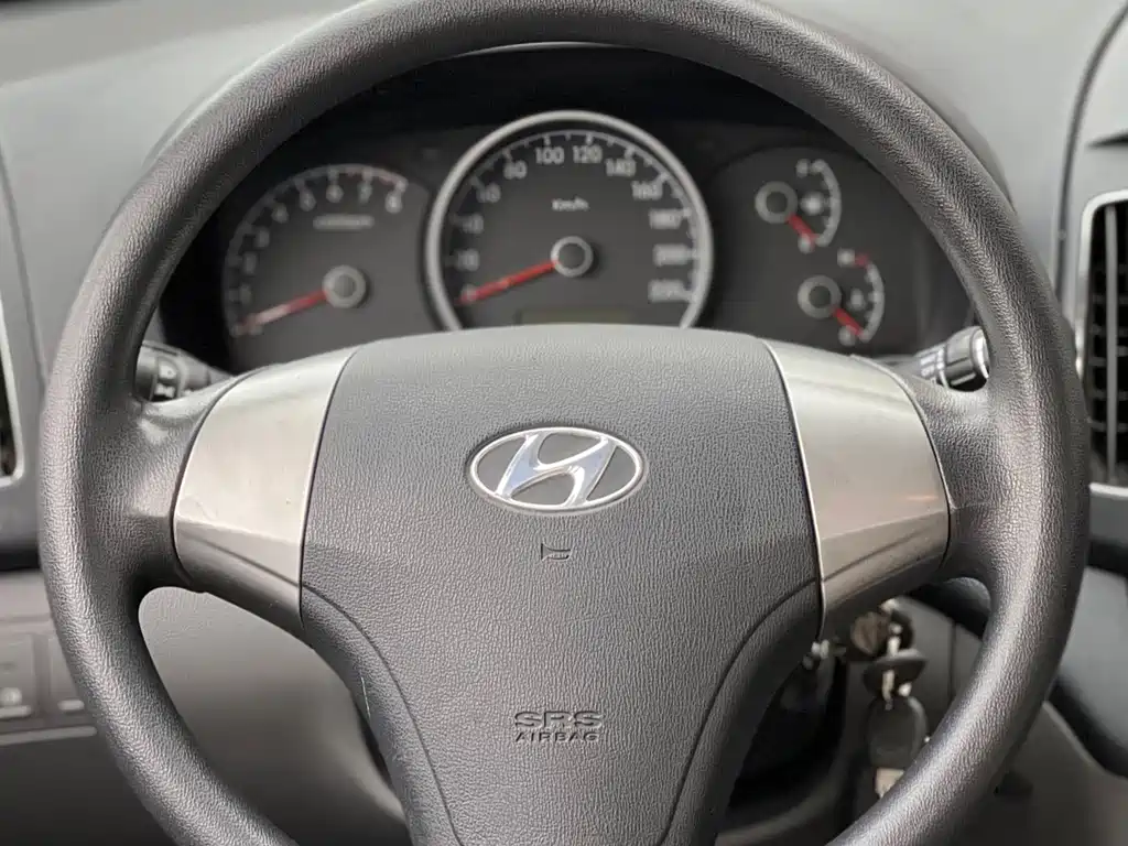 Hyundai Elantra 2013