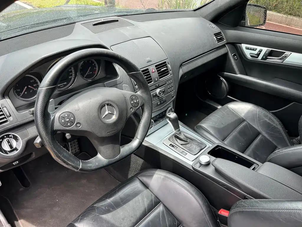 Mercedes-Benz C-Class AMG 2011 — фото 20
