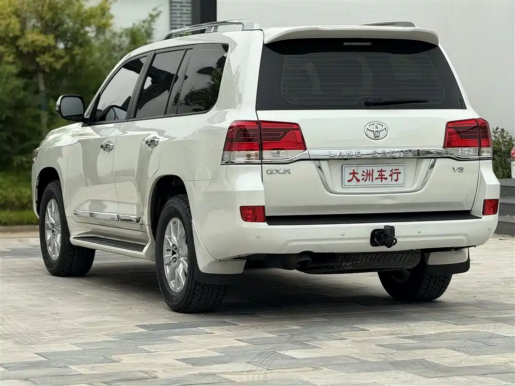 Toyota Land Cruiser 2019 — фото 4