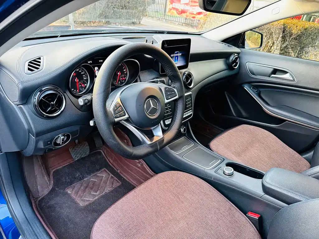Mercedes-Benz GLA 2019 — фото 13