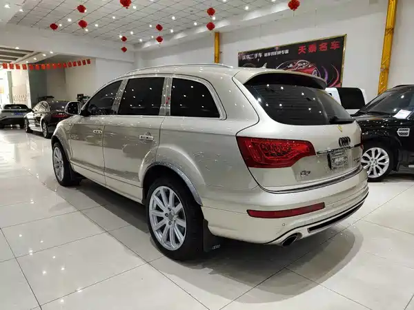 Audi Q7 2012