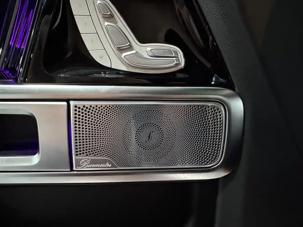 Mercedes-Benz G-Class 2023 — фото 10
