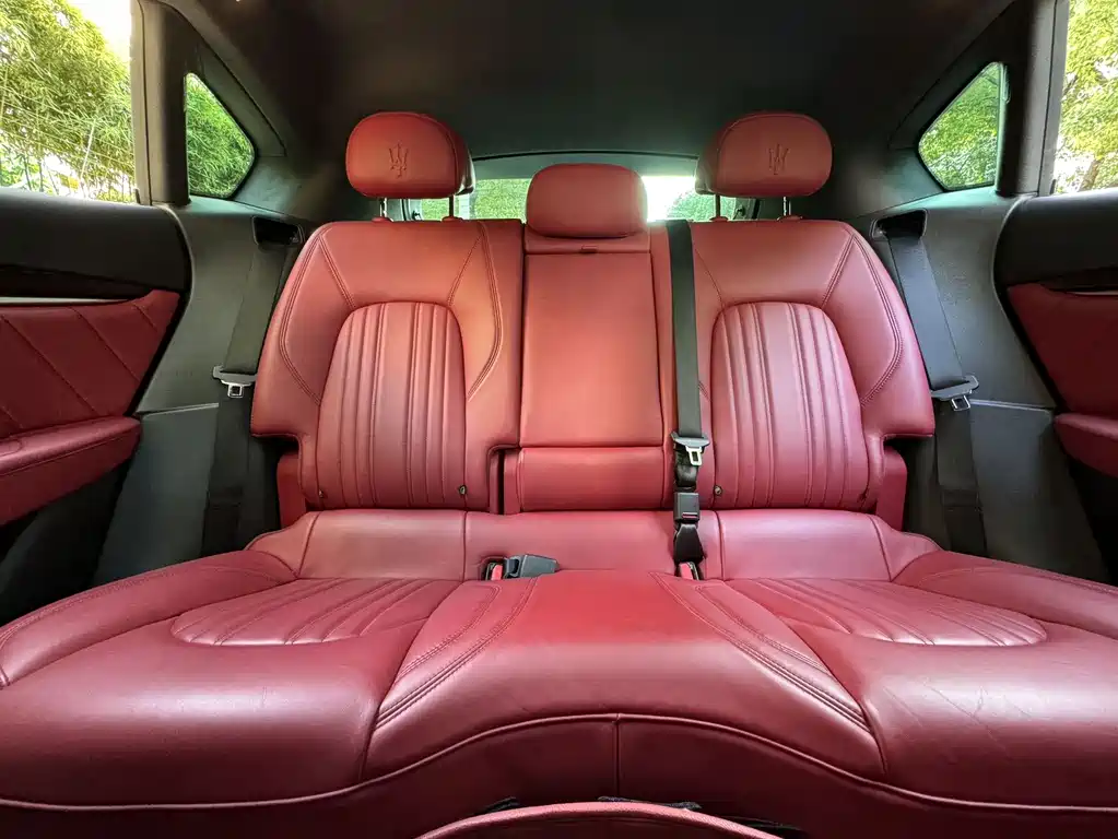 Maserati Levante 2022 — фото 18