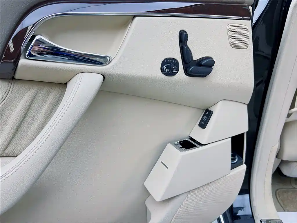 Mercedes-Benz S-Class 2004 — фото 18