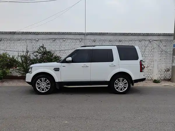 Land Rover Discovery 2016