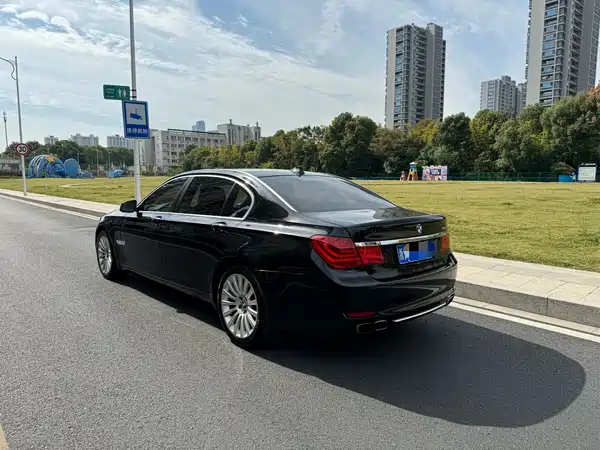 BMW 7 Series 2013