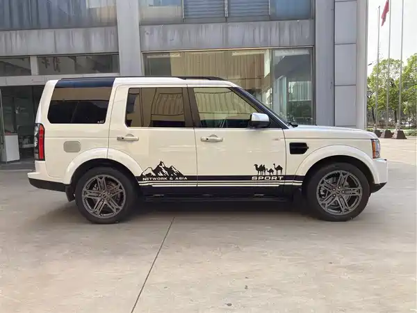 Land Rover Discovery 2012