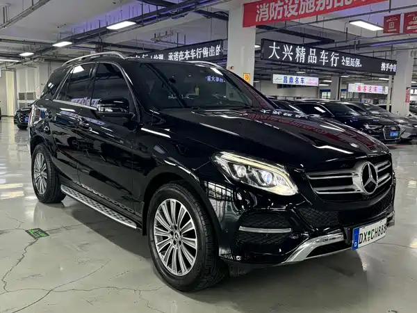 Mercedes-Benz GLE 2016