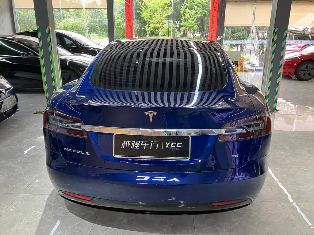Tesla Model S 2017 — фото 5
