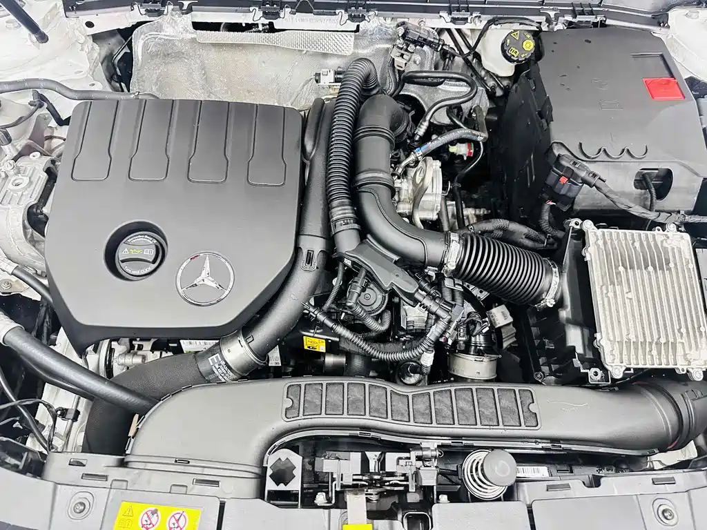 Mercedes-Benz GLB 2024 — фото 13