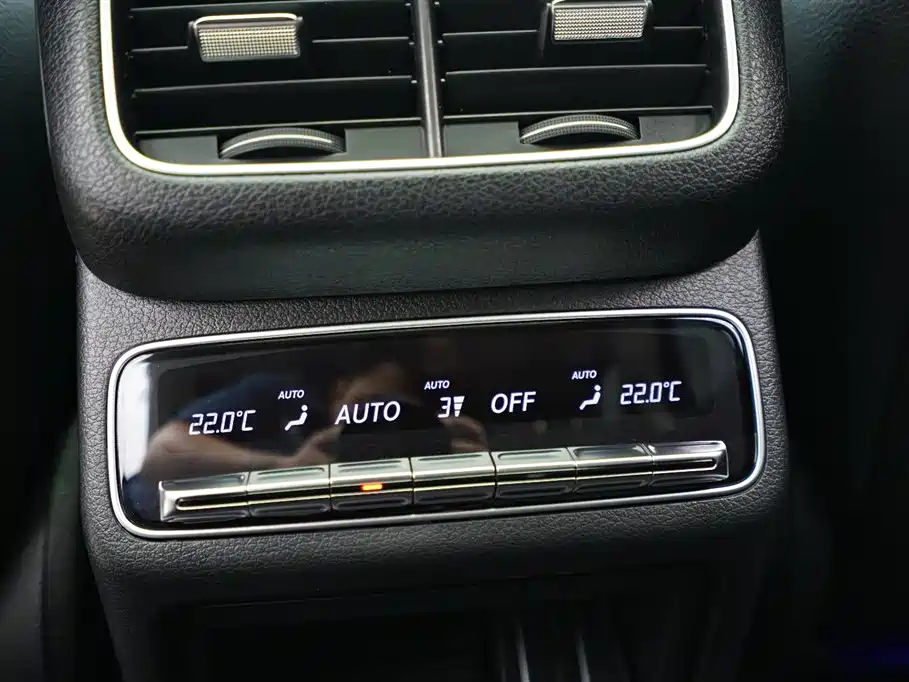 Mercedes-Benz GLE 2023 — фото 18