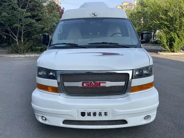 GMC SAVANA 2013