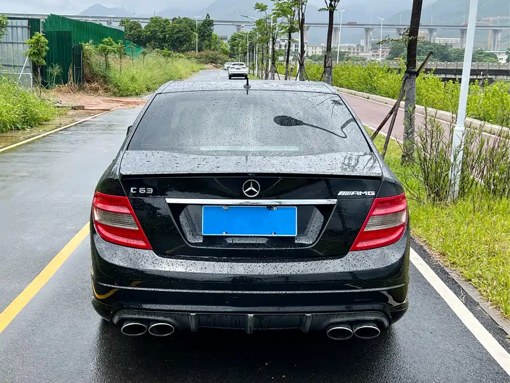 Mercedes-Benz C-Class AMG 2011 — фото 14