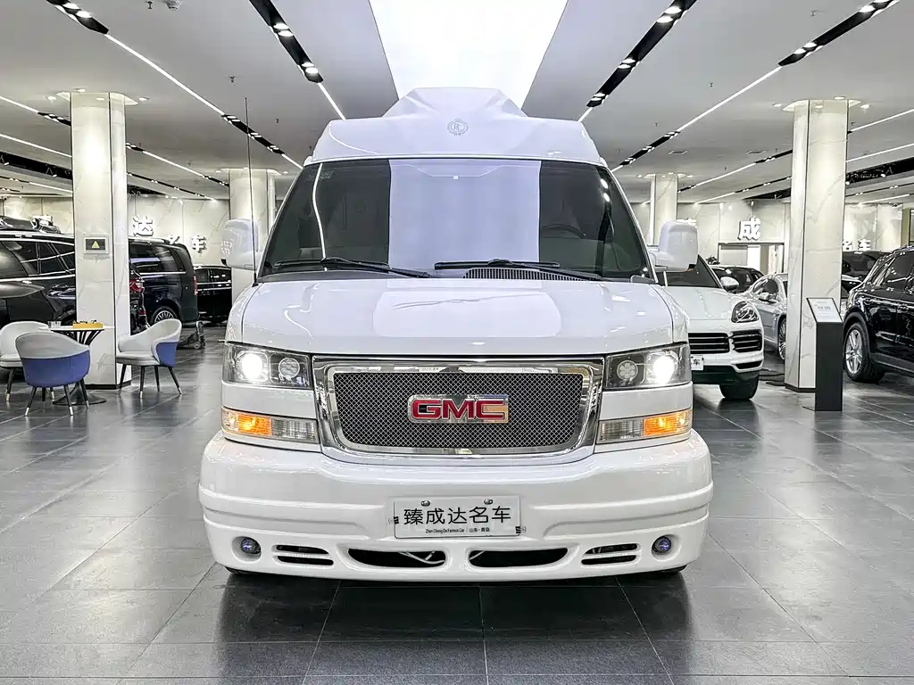 GMC Savana 2016 — фото 2