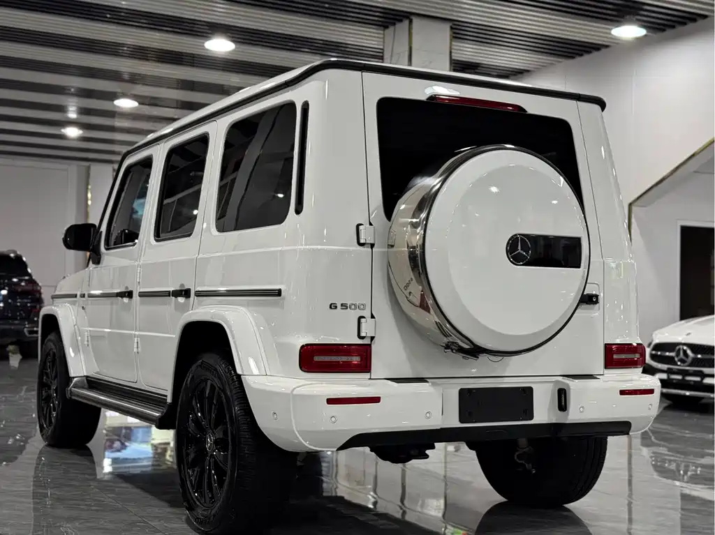 Mercedes-Benz G-Class 2023 — фото 13