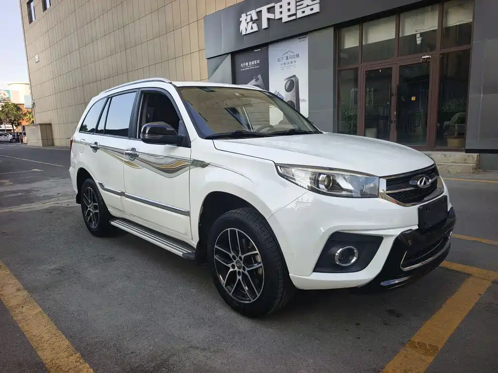 Chery Tiggo 3 2018 — фото 3