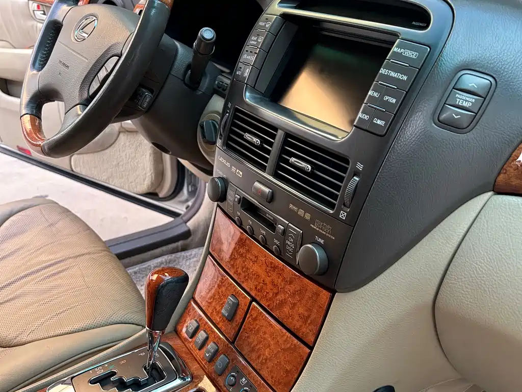 Lexus LS 2005 — фото 16