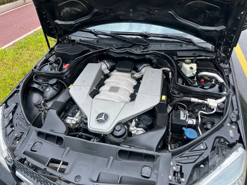 Mercedes-Benz C-Class AMG 2011 — фото 23