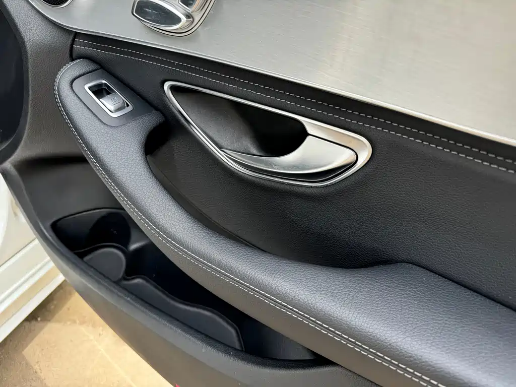 Mercedes-Benz C-Class 2016 — фото 11