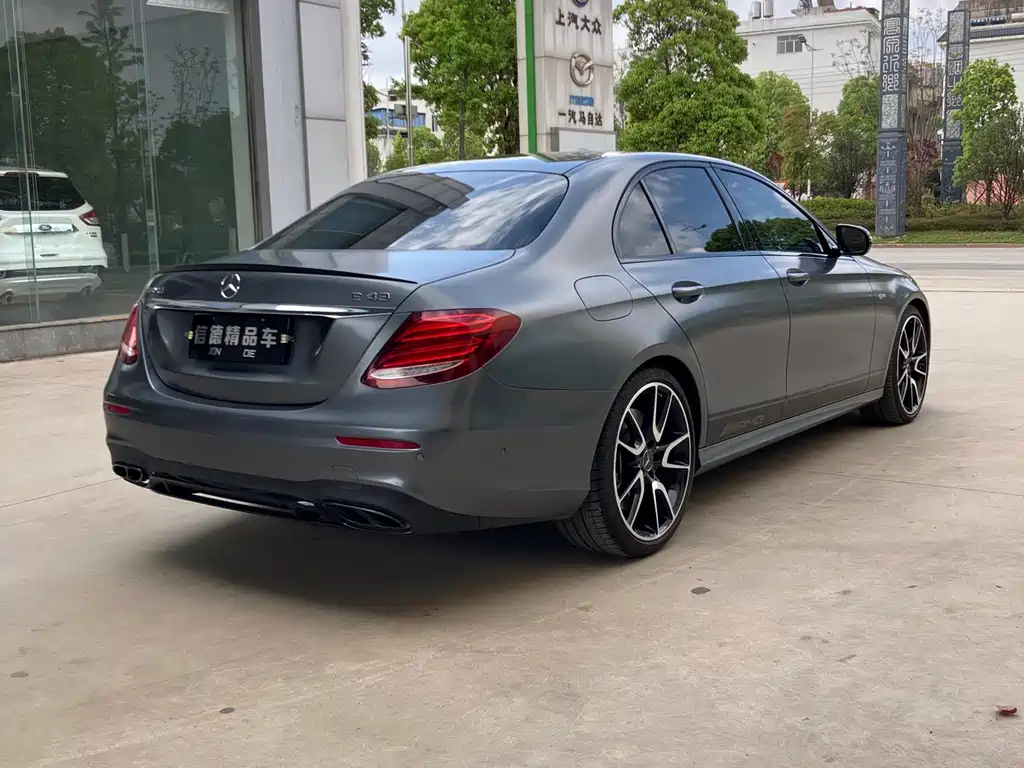Mercedes-Benz E-Class AMG 2017 — фото 10