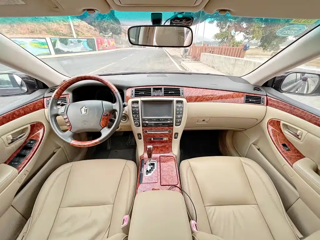 Toyota Crown 2006 — фото 13