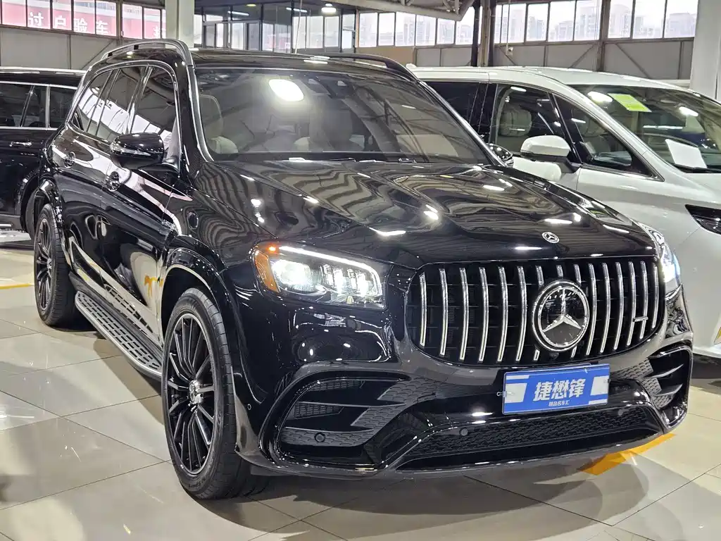 Mercedes-Benz GLS AMG 2024 — фото 3