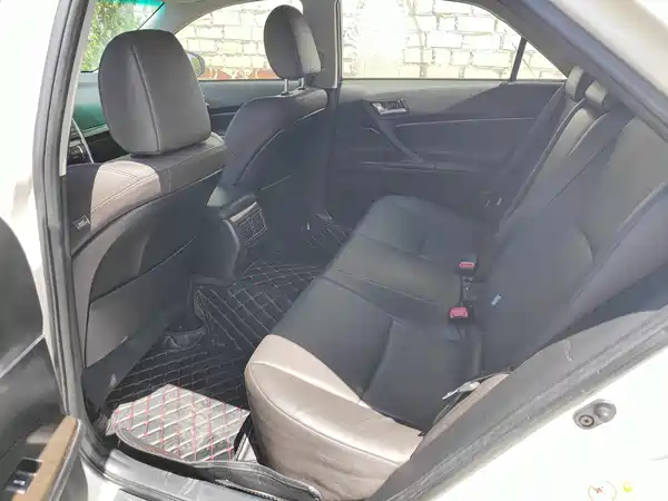 Toyota Reiz 2017