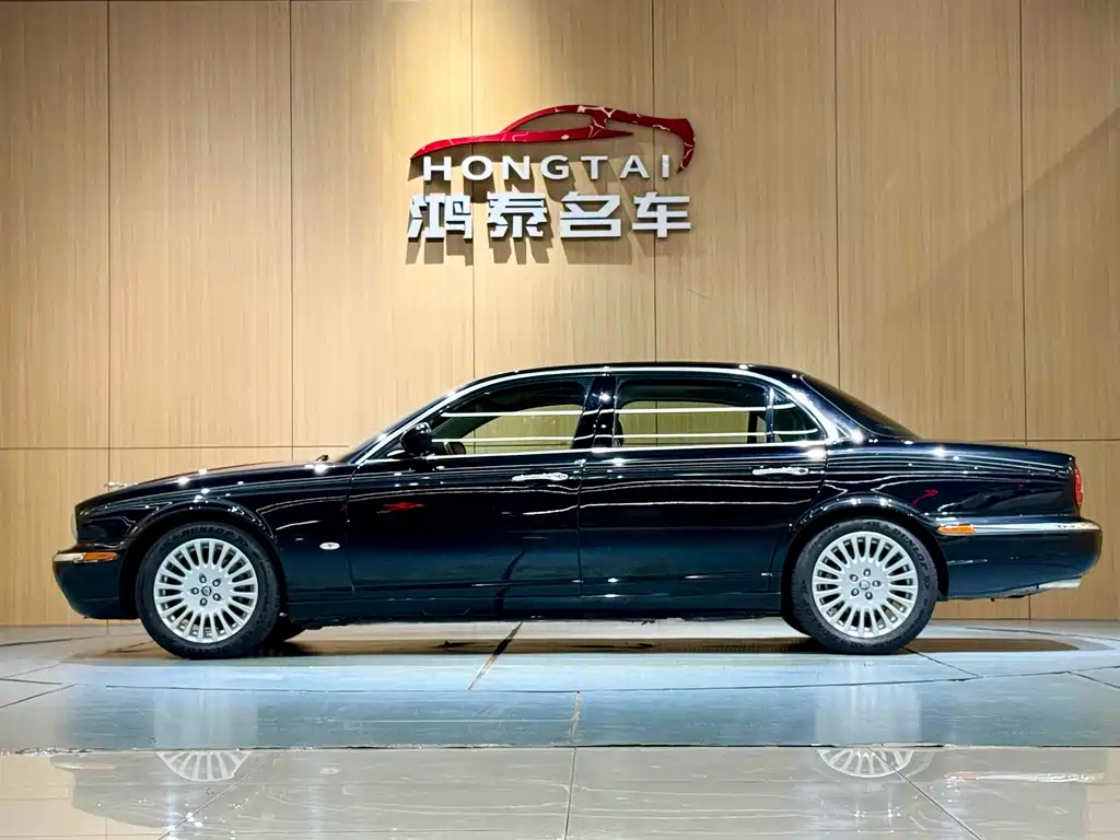 Jaguar XJ 2007 — фото 16