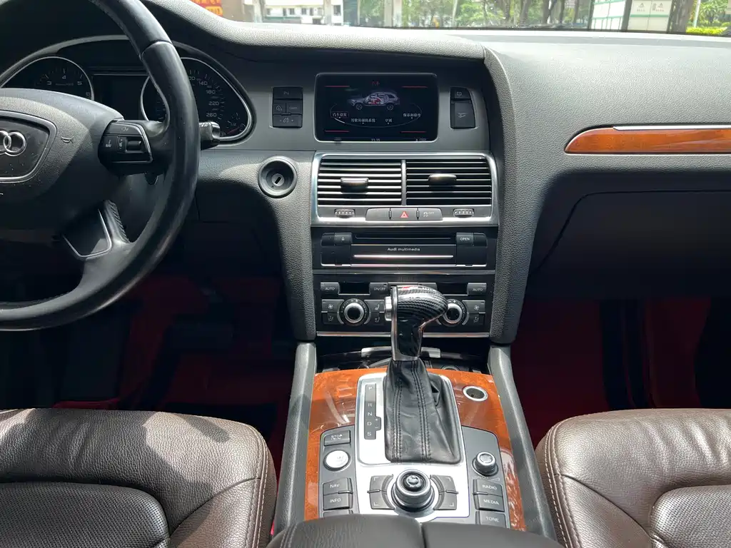 Audi Q7 2015 — фото 13
